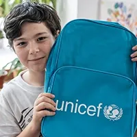 crianca-mochila-10l