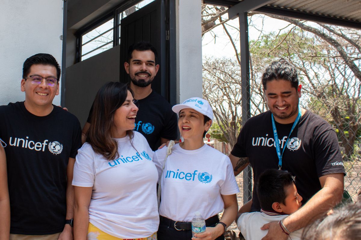 Donantes y staff de UNICEF en Chiapas, México