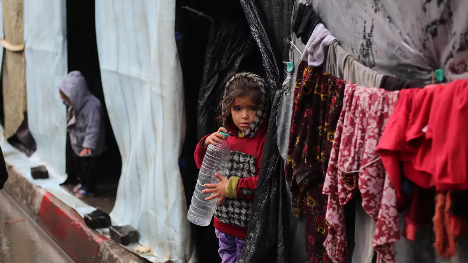 In times of conflict and crisis, children hurt the most | UNICEF Global
