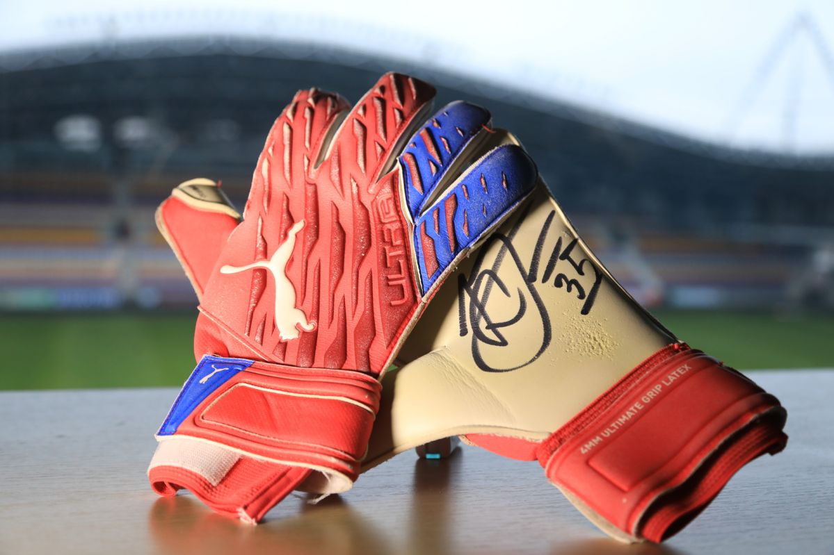 gloves