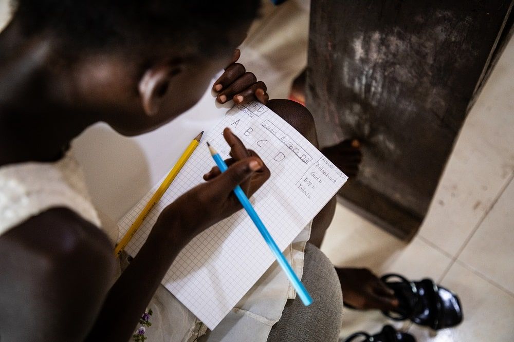 UNICEF Liberia - donate now - carousel 3
